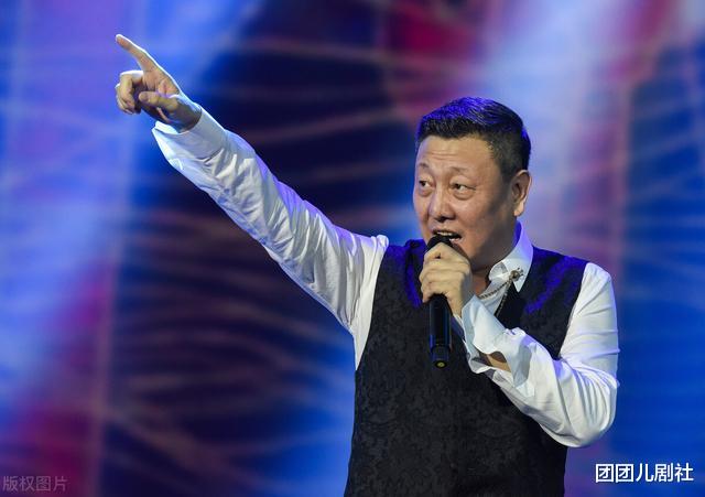 韩磊|韩磊被举报前，这6位明星就已吃过经纪人的亏，最惨的媳妇都没了