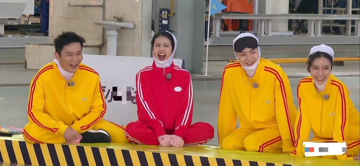 秦霄贤|秦霄贤的裤子，魏大勋的遮羞板，白鹿的笑声，谁说《跑男》没法看