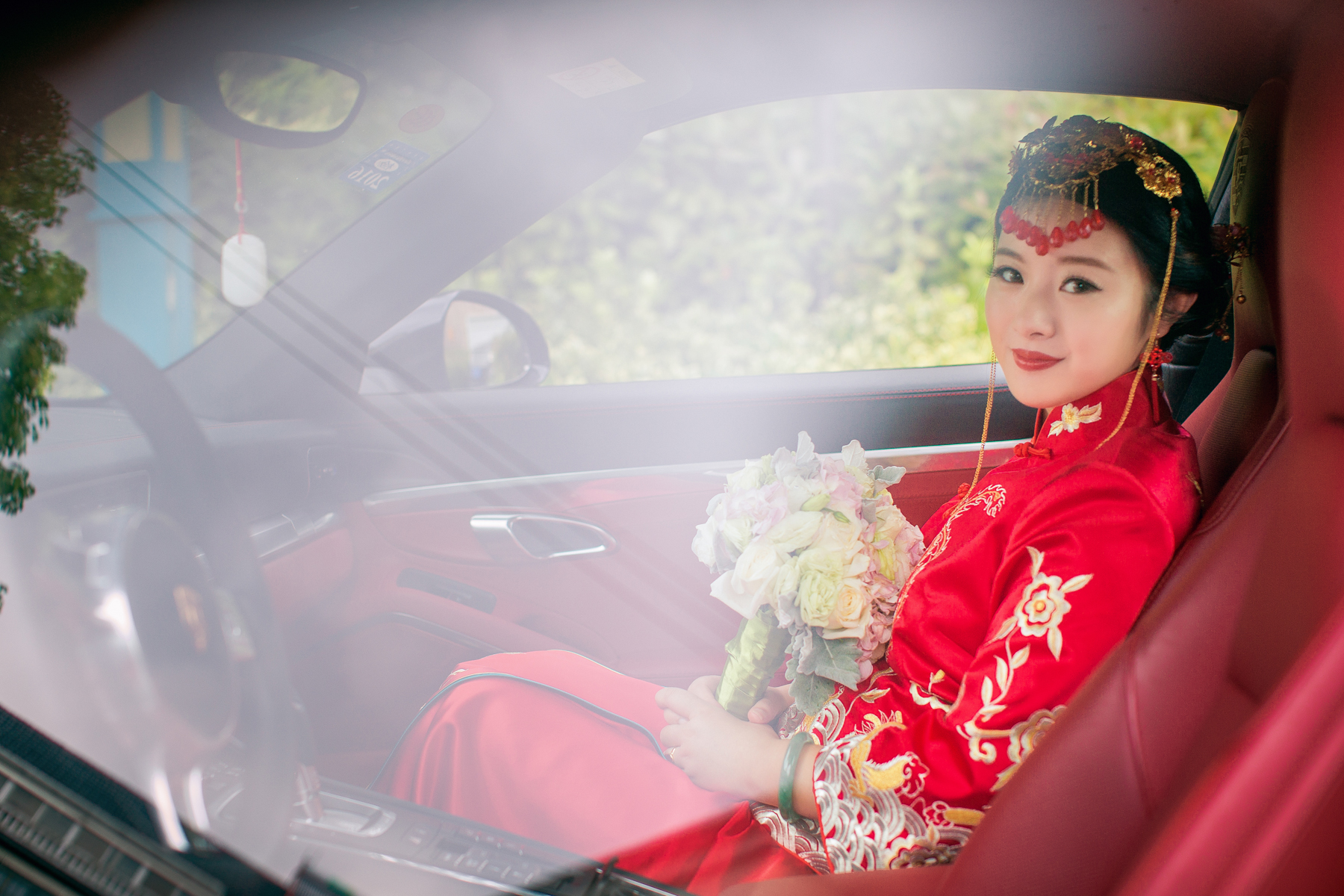 说爱情那点事 “不用记账了”,婚礼当天老板送来大红包,第二天新娘选择辞职