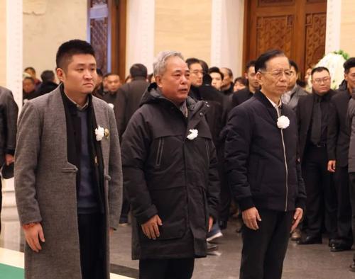 陈寒柏|“相声大师”陈寒柏：瞧不起郭德纲，如今的他却无人在意