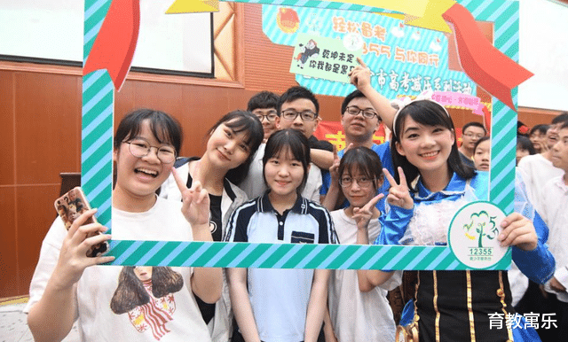 美术|@高考生，三模考试成绩没有二模好？冲刺阶段如何备考可以提分？
