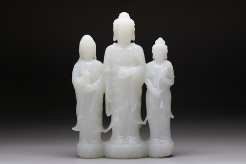 和田玉籽料|和田玉籽料“一级白 释迦牟尼佛”立像