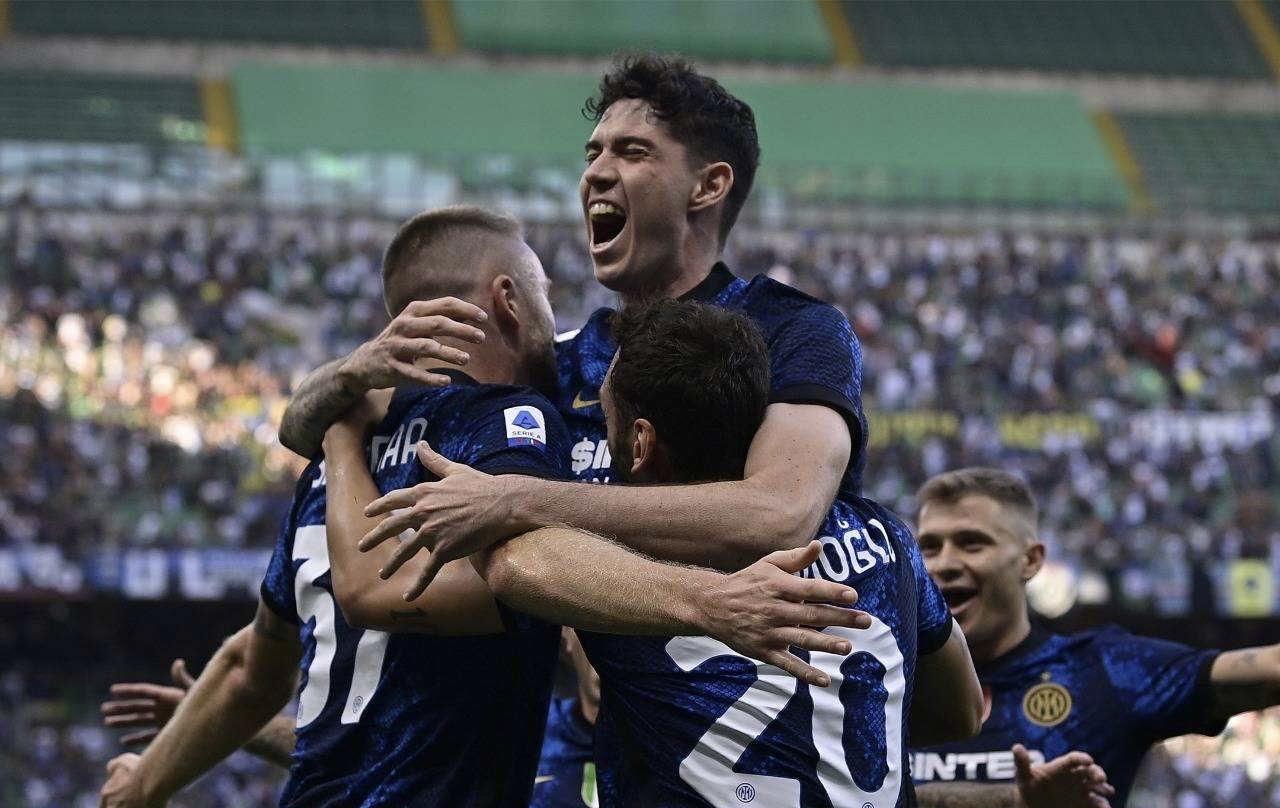 意甲|从3-1到1-0！意甲冠军剑指2大纪录，盼甩AC米兰7分，黄金时间开打