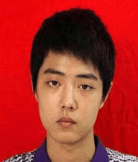 肖战|有一种“整容”叫肖战露齿笑，原以为会很阳光，谁知道会不忍直视