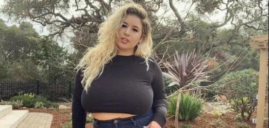女孩 把水果当饭吃的女子，陪老公吃了一辈子水果，如今怎么样？