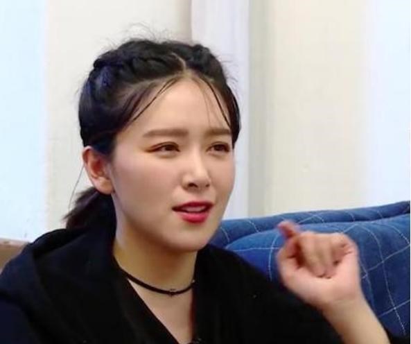 |飒姐阚清子：跟随母亲再嫁，和继父关系超越亲生父亲