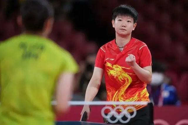 孫穎莎|如何看待王曼昱世乒賽獎(jiǎng)金0元，孫穎莎世界杯獎(jiǎng)金28萬(wàn)元？