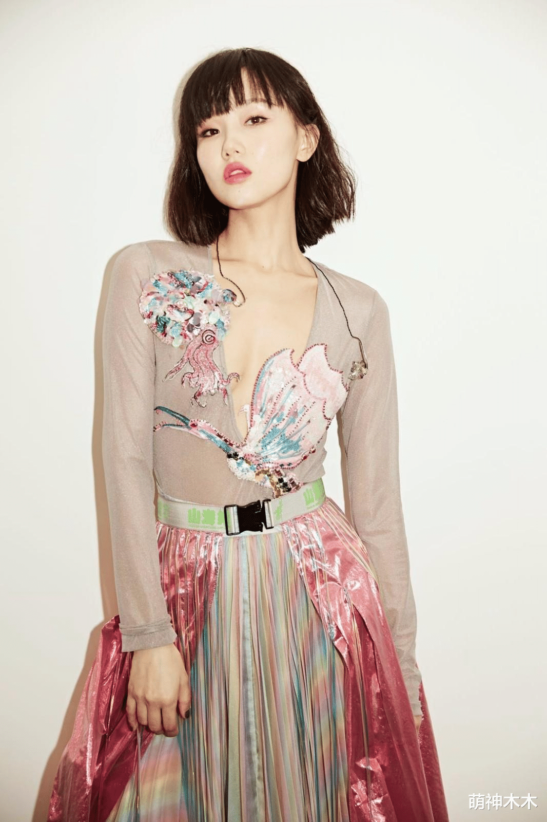 黄龄|黄龄新恋情陷争议，男方前妻朋友骂两人出轨被抓包：不怕来告