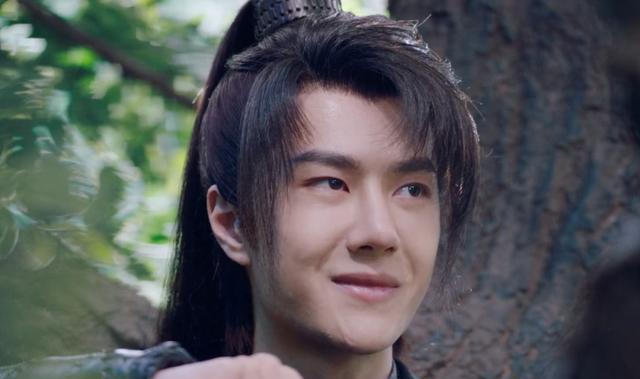 王一博|王一博鼻子透光引热议，医生曾指其缩鼻翼，多位明星因此被疑整容