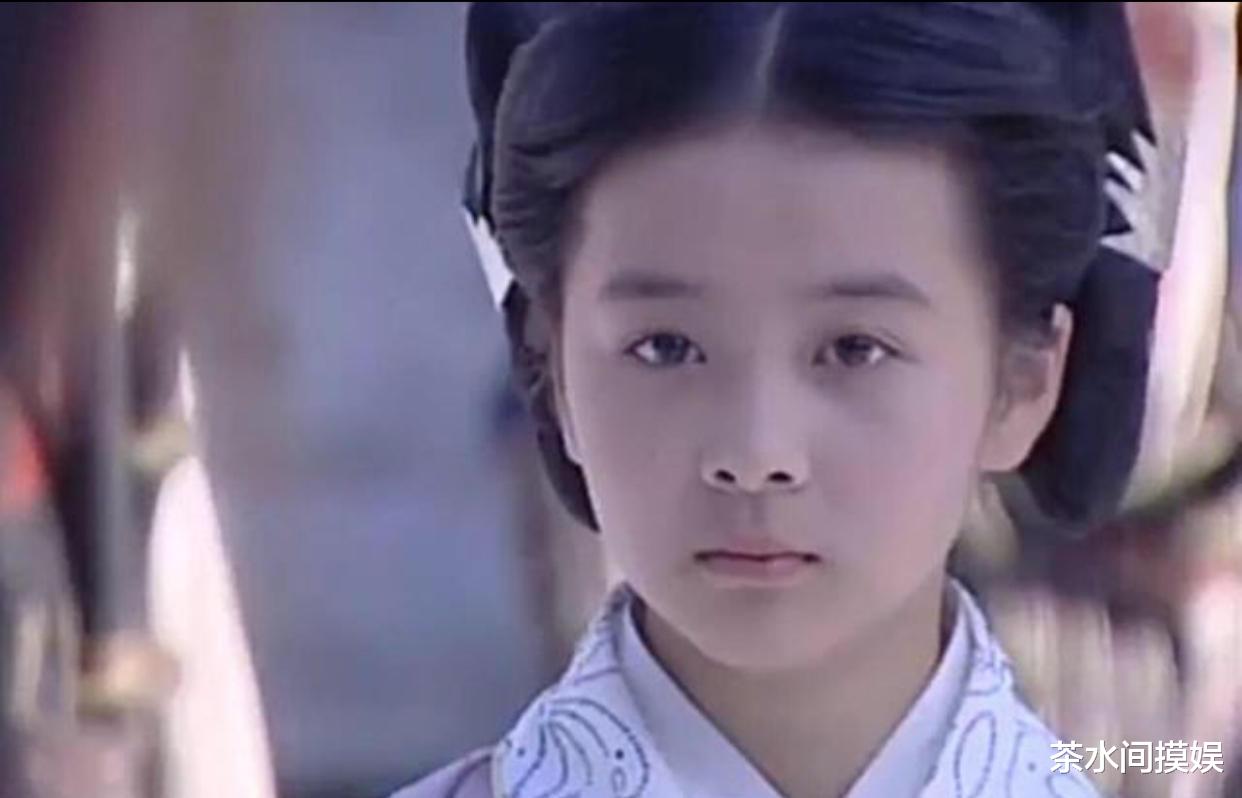 关晓彤|同是“国民闺女”却不同命？有人红成一线，有人差点被观众遗忘