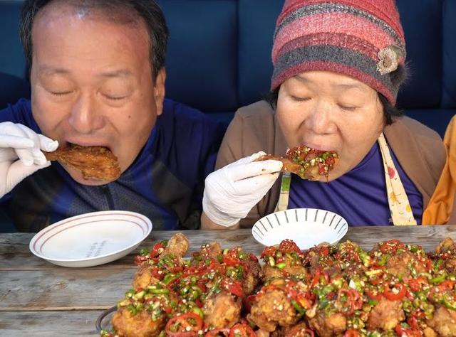 中国医师协会|建议中老年人：家中常备这5样零食，每天吃一把，营养美味还不贵