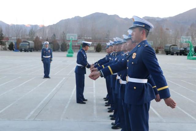 沈阳晚报 突然离世！才25岁啊……