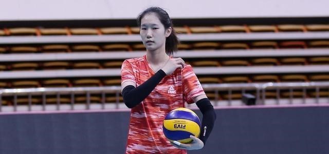 文华养 全锦赛新王诞生！上海发扣拦全面领先！山东李岩龙一手好牌打烂！