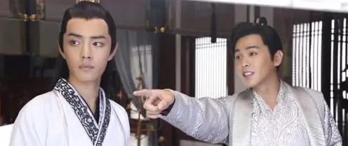 张小斐|肖战为什么不再唱《光点》？杨幂抽烟吗？张小斐和孙茜的事情