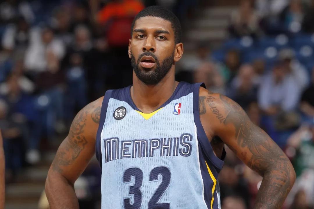 76人队|NBA历史上十大球员，本是球队的未来，结果打着打着成了角色球员