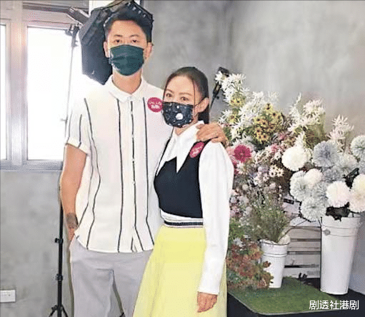 肖战|重新出发！香港知名女艺人宣布用回旧名，曝已被官司缠身近七年