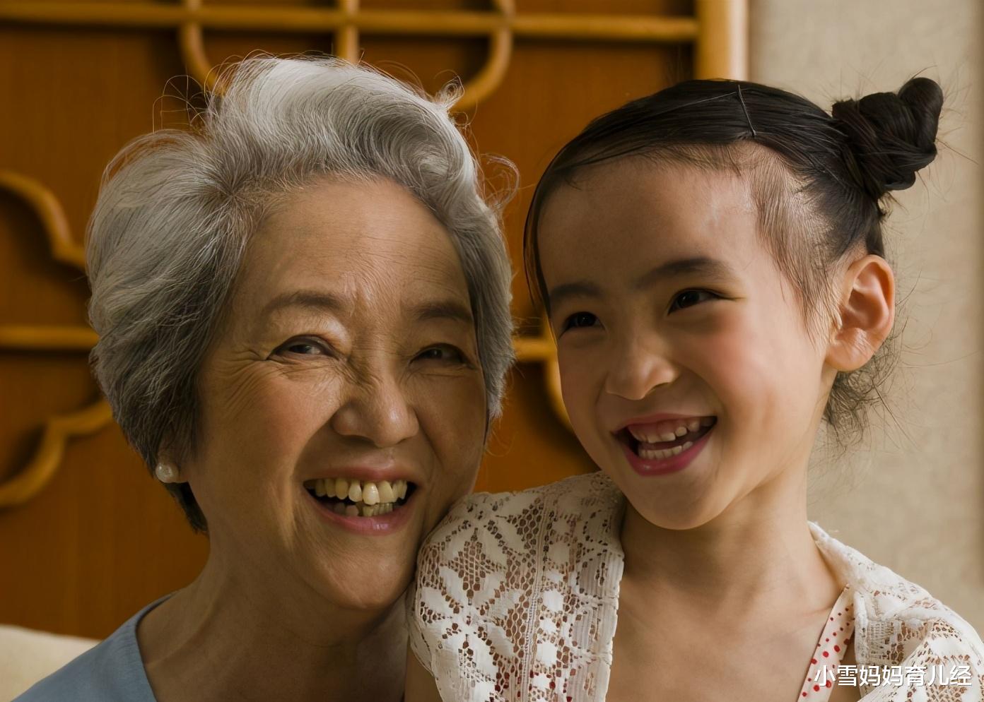 小雪妈妈育儿经|姥姥成带娃“主力军”,并非奶奶不管不问,而是压根没选择权