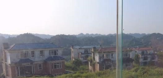 别墅|宜宾大型烂尾别墅群，地理位置优越，至今复活无望