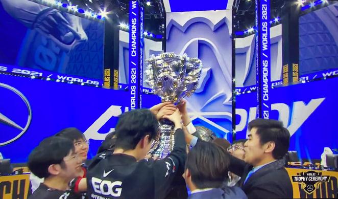 LOL转会期乱了？身价3067.2W选手放弃S12赛季，1789.2W说扔就扔