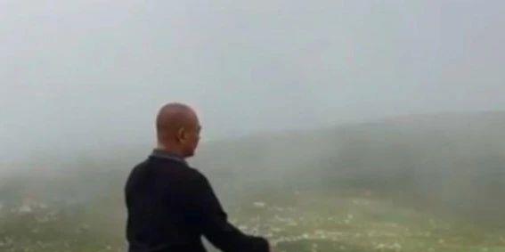 李连杰|李连杰患骨癌去世？他近日却赴山洞冥想，苍老憔悴到认不出