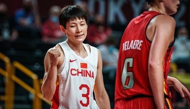雪落无尘谈|李月汝百发百中砍14+8，李梦11+7，中国女篮晋级成三大球唯一独苗