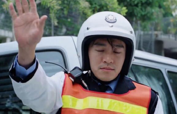 周星驰|“9527”到底啥意思？周星驰3部作品使用，只有懂粤语才明白