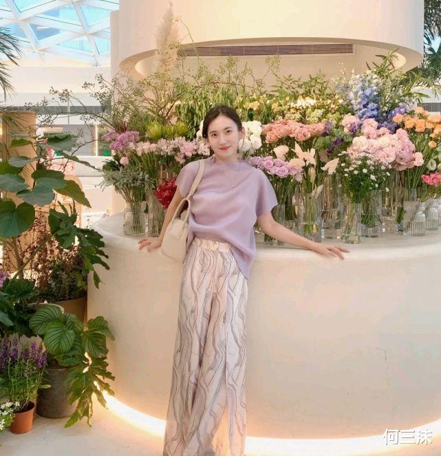 何三沫|成熟女人所穿的服装可以很简单，但一定要优雅，才会很有女人味