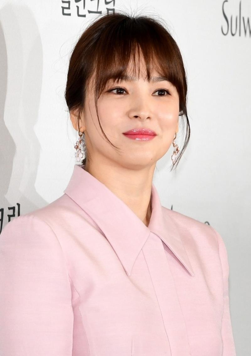 宋慧乔|宋慧乔坚持赞助的男人是谁？这位女神有时很执着