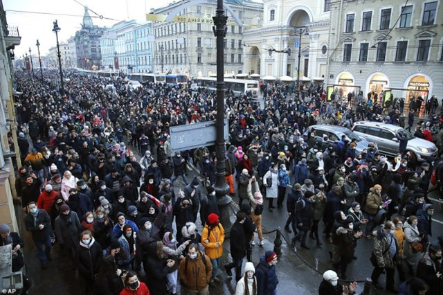 俄羅斯爆發大規模遊行，俄政府立場明確：無法動搖-圖3