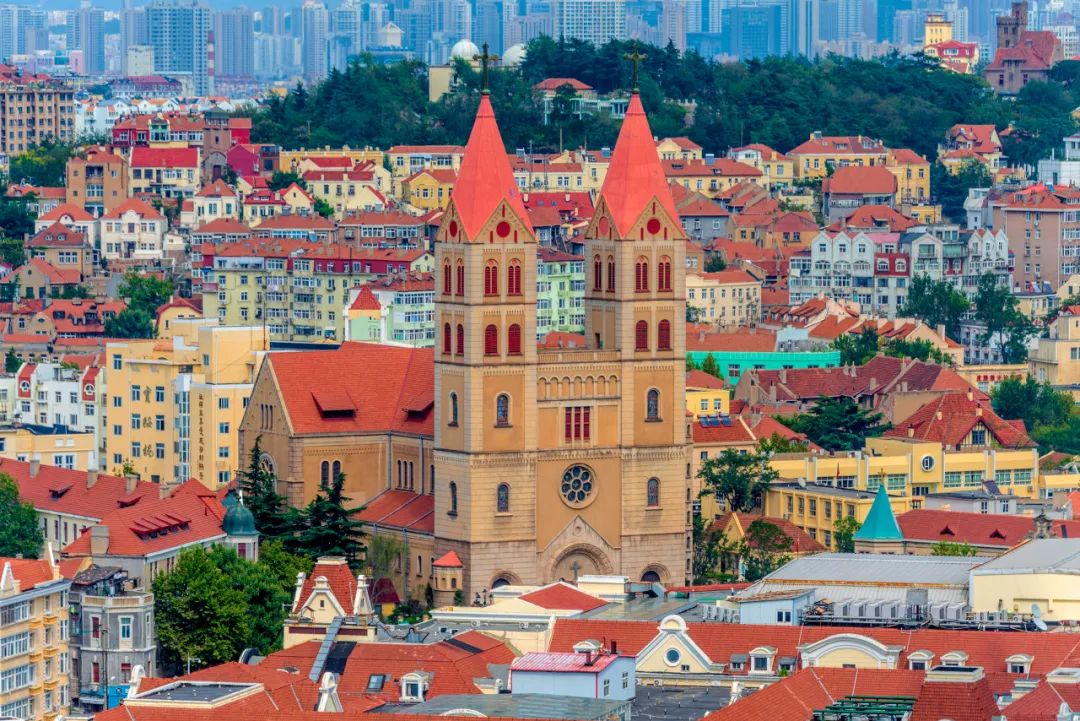 青岛市 超越苏州、成都！成了国内最宜居城市NO.1，这座海滨老城凭什么？