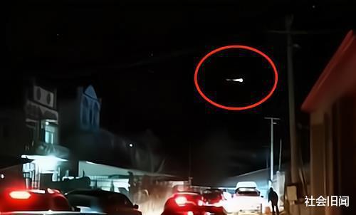 外星人疑似早已潜伏地球,它们跟美国高层会晤,带他去外星球看人类的未来