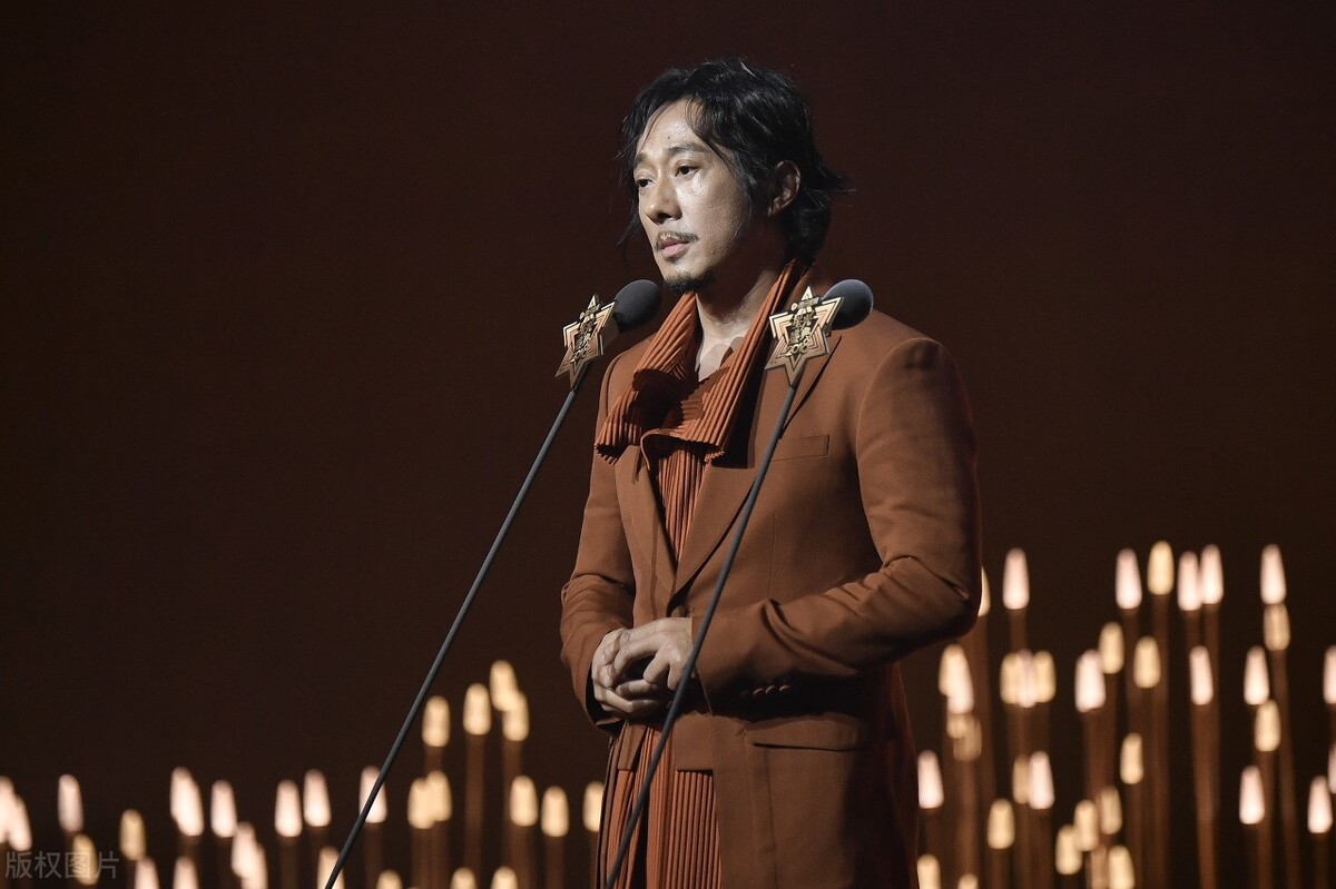 赵立新|看看他做的事,你就知道他为什么会糊,赵立新就是一出荒唐史