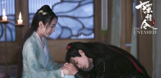 陈情令|时隔两年还在蹭《陈情令》热度，家宴主演一人没来，吃相太难看！