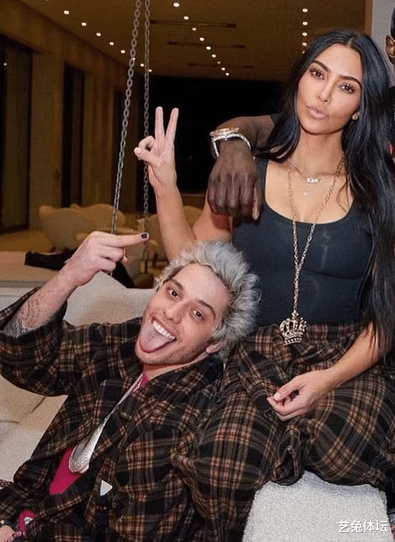 C羅|卡戴珊又移情別戀！拿NFL、NBA球星、C羅當(dāng)備胎，連保鏢也不放過(guò)