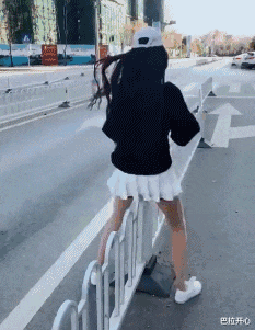 |“如果让你在现实中拥有一个召唤师技能，你会选什么？”评论太现实