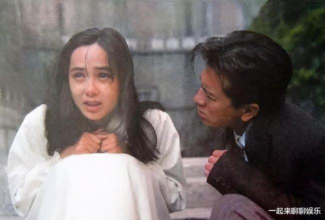 蒋雯丽|蒋雯丽：忍受丈夫出轨，跟小19岁黄轩传绯闻，她的报复你想象不到