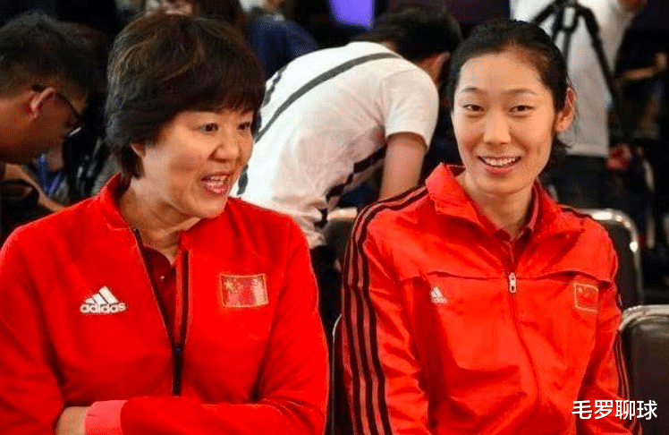 郎平|CCTV22点直播，中国女排吊打意大利，朱婷意外打乱郎平重要计划