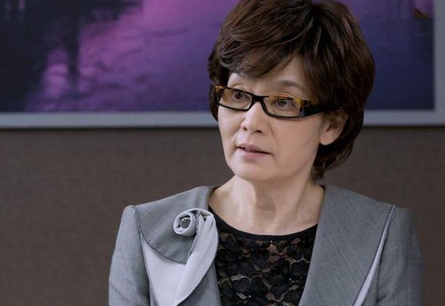 潘虹|她是朱军一生追不到的女人，33岁离婚看破红尘，今68岁一心向佛