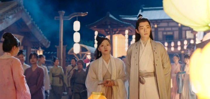 朱颜|《玉骨遥》时影、朱颜夫妇也过节！配角含金量高，宠物鸟化身真人