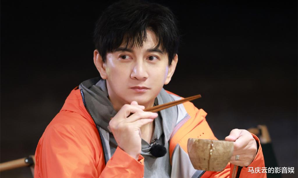 露营|《追星星的人》浙江卫视首播，野炊露营看星空，清一色五星好评