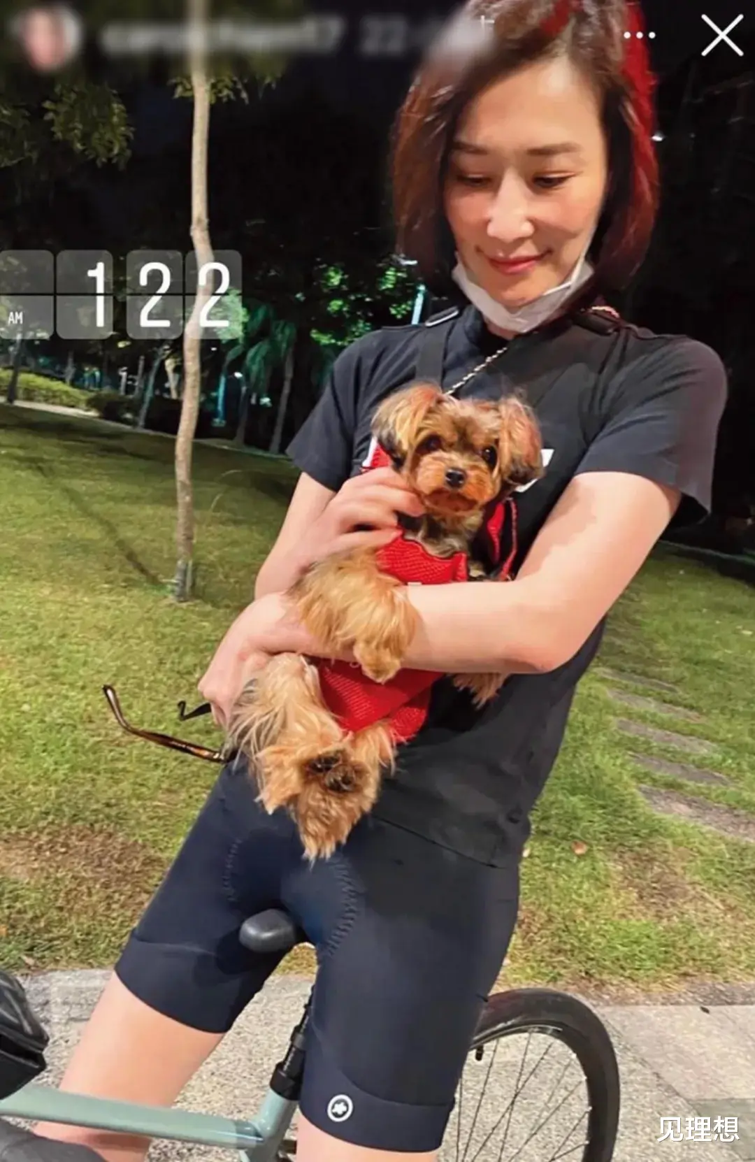 情侣|51岁名媛与七旬富商过夜？深夜出去约会，首次回应未否认恋情！