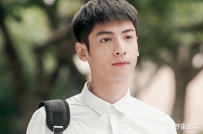 罗云熙|罗云熙又一古装剧将袭，演绎邪物病娇男主，女一号是你们的女神