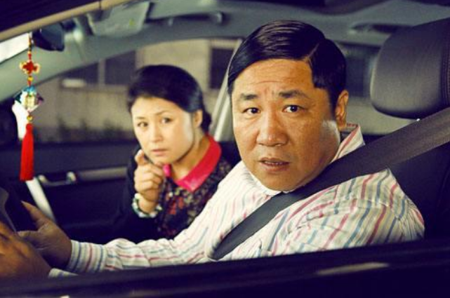 4s店 于月仙车祸疑点曝光,道路限速60超速两倍,当事人坐后排重伤身亡