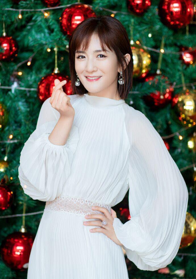 王鸥|金晨被李斯丹妮掰弯？王鸥未婚先孕？唐嫣营销尴尬？