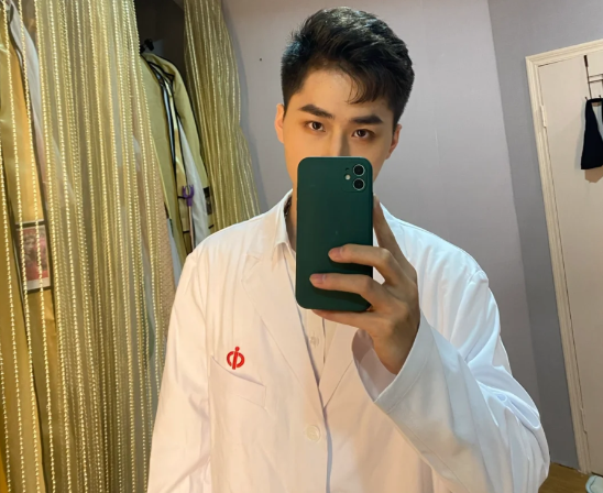 程序员|“理想男友职业”排行榜，高薪程序员输给了三大铁饭碗？原因现实