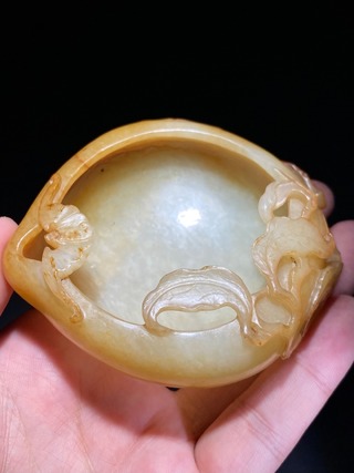 和田玉籽料|清 和田玉籽料沁色 白玉 桃形洗 水盂