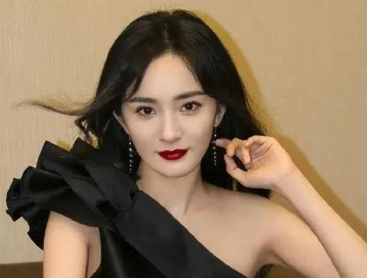 杨幂|徐峥，王鸥何九华恋情？董洁扶持儿子进圈？杨幂叕想恋爱？