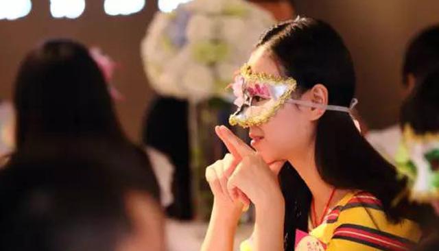 失眠|又一“冷门”职业出现，按小时收费，却有上亿人“享受”这一服务