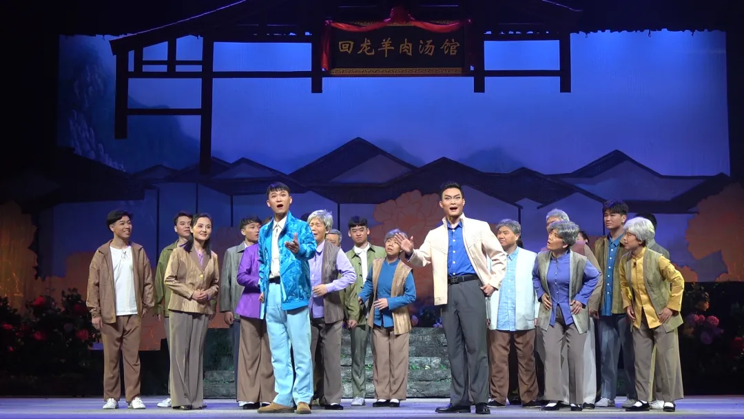 哲观世界 凝聚脱贫攻坚精神动力，讲好脱贫攻坚故事，唱响时代主旋律