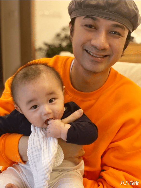 古巨基|古巨基1岁半儿子近照，小脸褪去婴儿肥变瘦，越来越像49岁老父亲